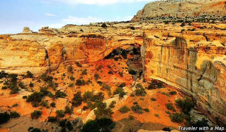 two beautiful hikes in Capitol Reef National Park Rim Overlook Trail